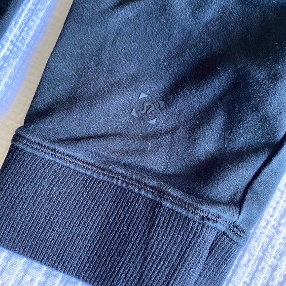 Lululemon Cross Cut Hoodie - Black - Small - Picture 4 of 9